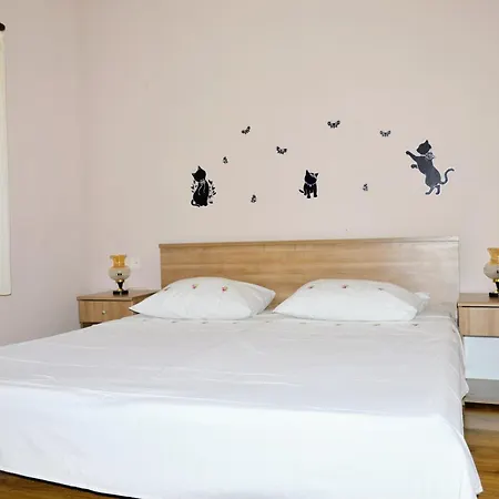 Cozy Seaside In * Vinišće