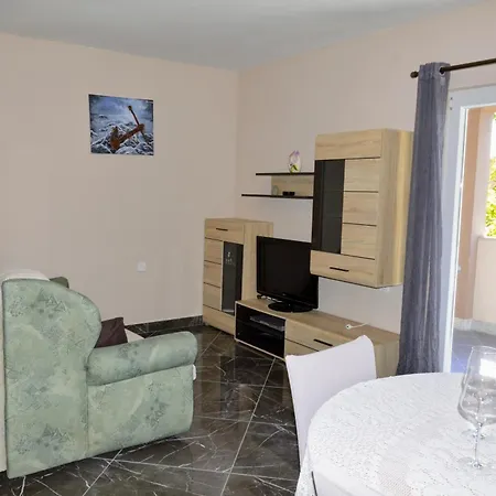 Apartment Cozy Seaside In *