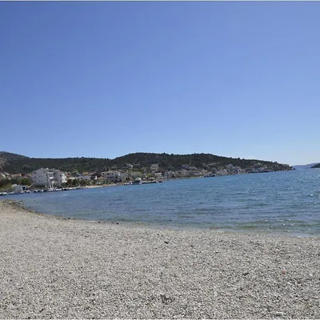 Cozy Seaside In *